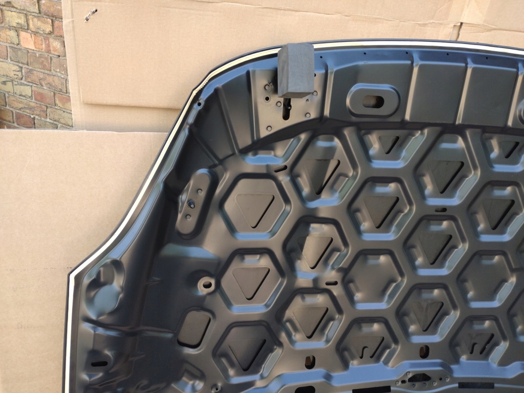 Купити Нова капот передня кришка двигуна volvo v40 2 2 2012-19 алюміній