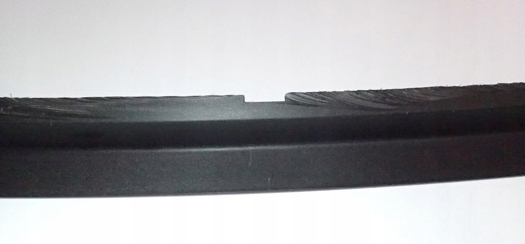 фото №10, Накладка жёлоб стекло задняя 4h0853293 audi a8 s8 d4