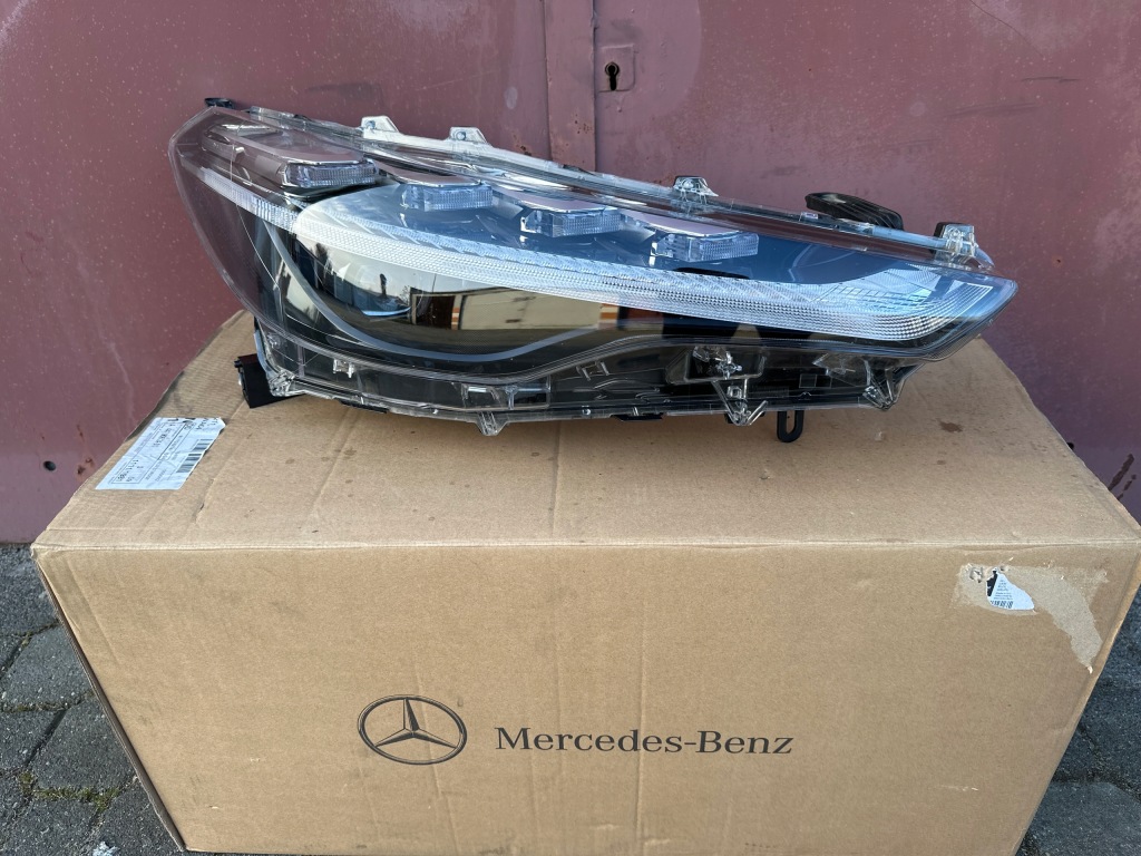 Купить Лампа передняя перед правая toyota carolla cross full-led