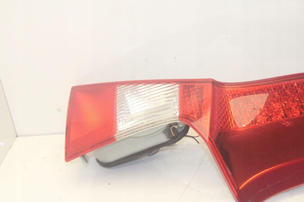 фото №8, Volvo v70 iii 07r- лампа правая задняя правый задняя w крышка