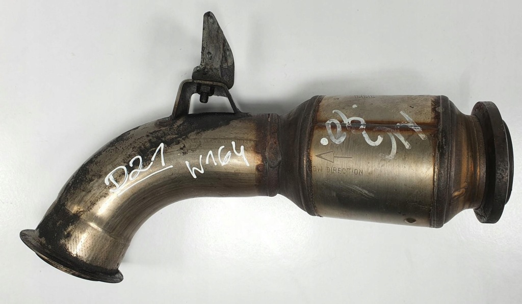 фото №1, Труба выхлопная катализатор mercedes glk x204 a1644901436