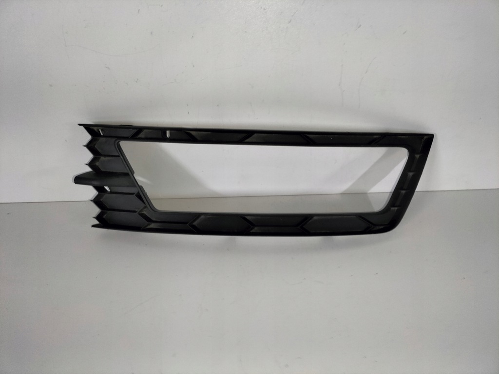 фото №1, Решётка радиатора решётка бампера левая skoda rapid 12-17