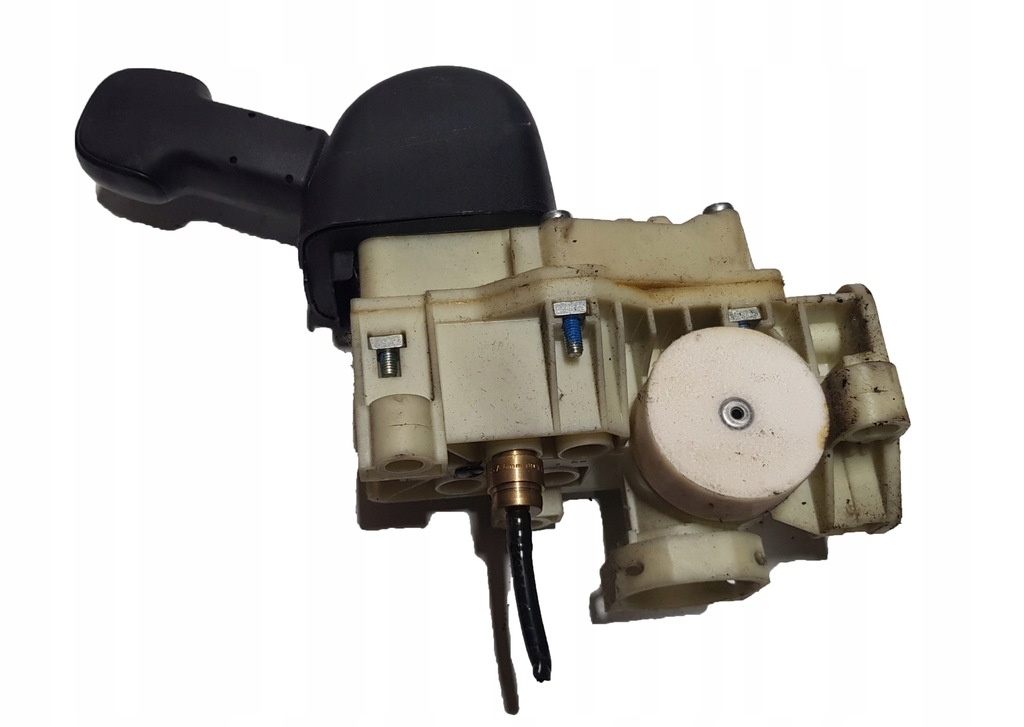 фото №1, Рычаг клапан тормоза ручного 1774972 scania r