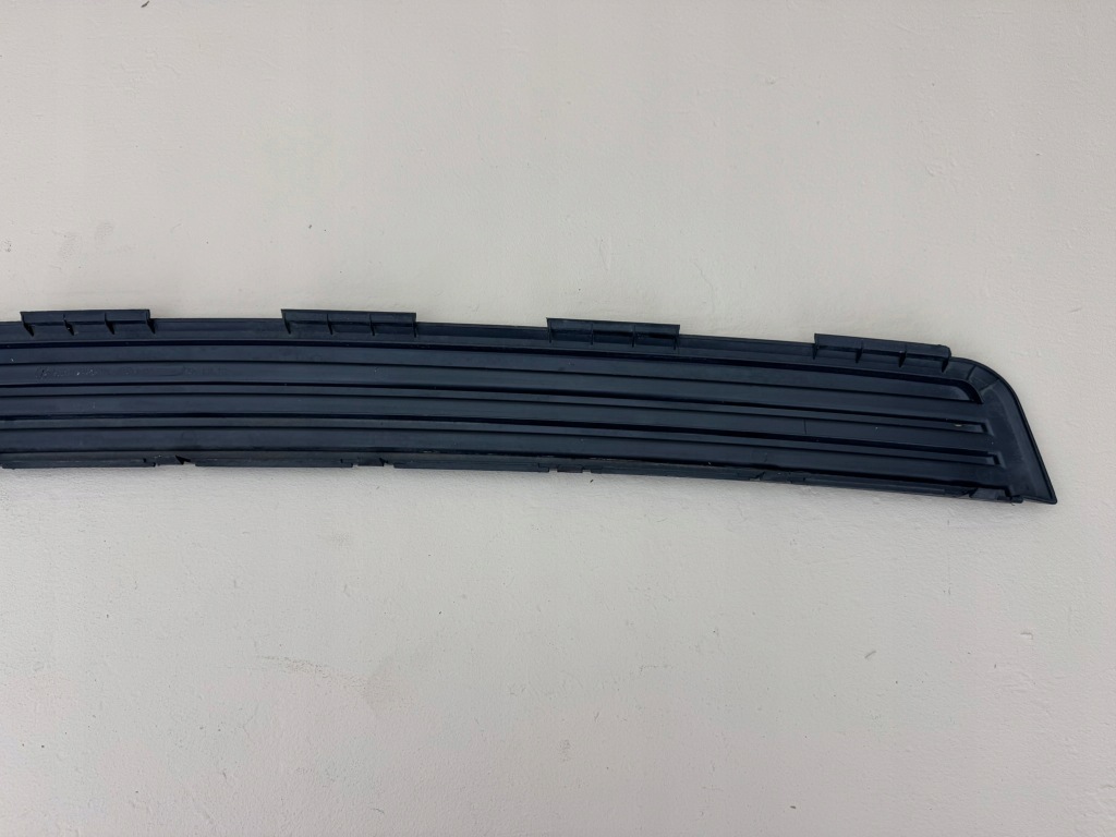 фото №15, Land rover discovery 3 iii молдинг накладка бампера задняя задняя 8h22-17775-aa