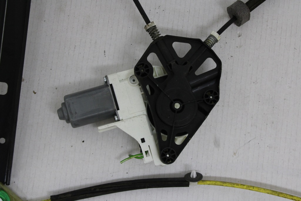 фото №9, Audi q3 8u 2011r- підйомник скло правий перед