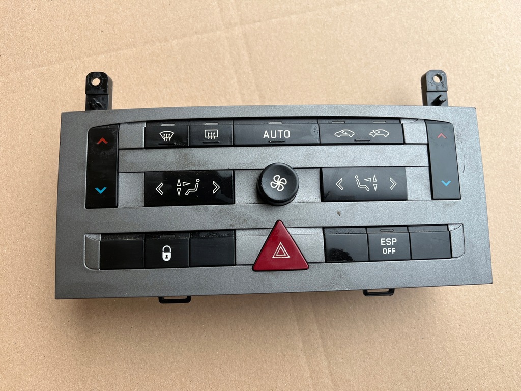 фото №1, Панель обдув peugeot 407 sw 2004-2007 96573322yw01