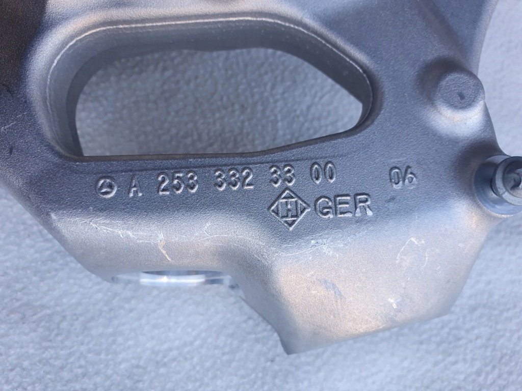 фото №1, Поворотный кулак i ступица mercedes glc x253 a2533323300