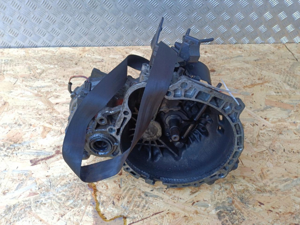 фото №1, Hyundai coupe ii 2.0 16v коробка передач передач механическая j21873