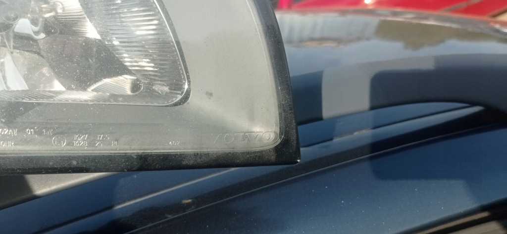 фото №4, Volvo v50 s40 фара rzód передний правый europa