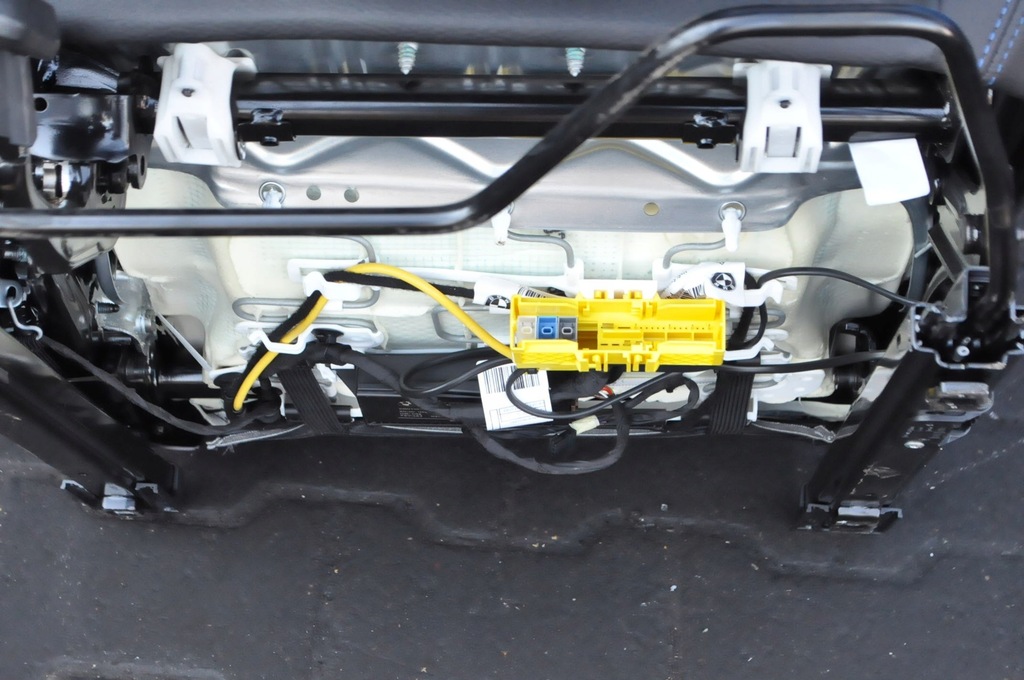 фото №8, Bmw f44 gran coupe сиденья заднее сиденье обшивки туннель m-pakiet 23r anglik