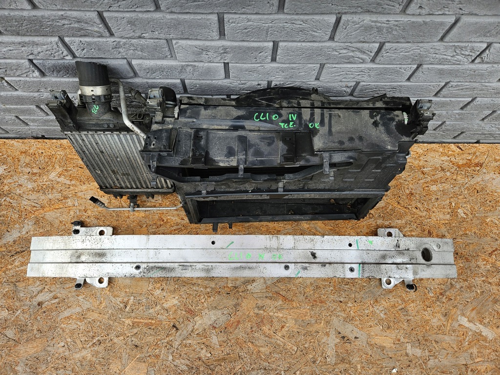 фото №1, Радиатор балка renault clio iv tce captur