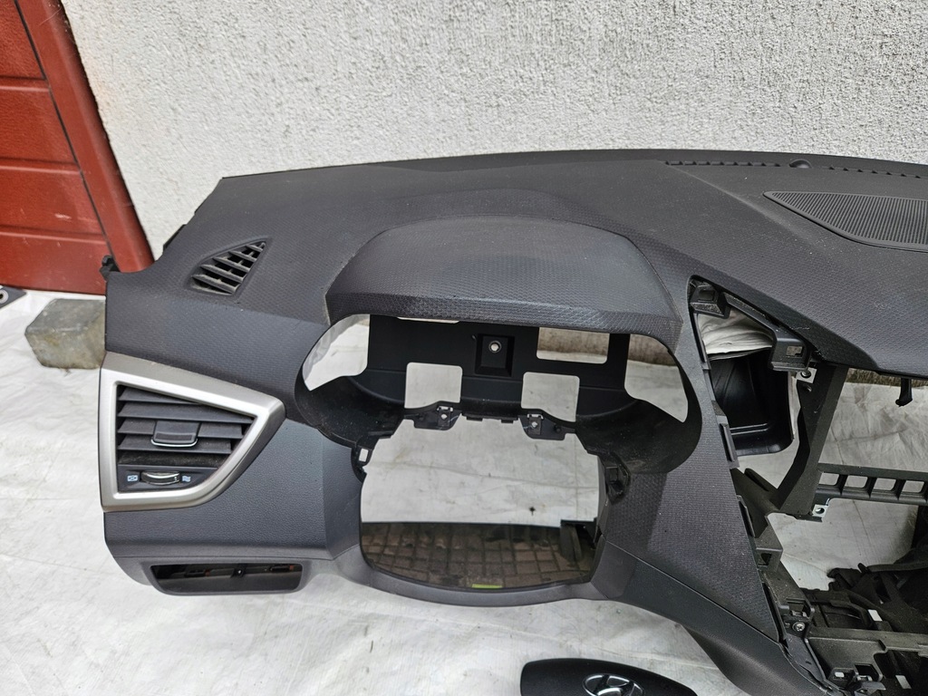 фото №7, Приборная панель консоль приборная панель + подушка безопасности + ремни пассажира hyundai veloster