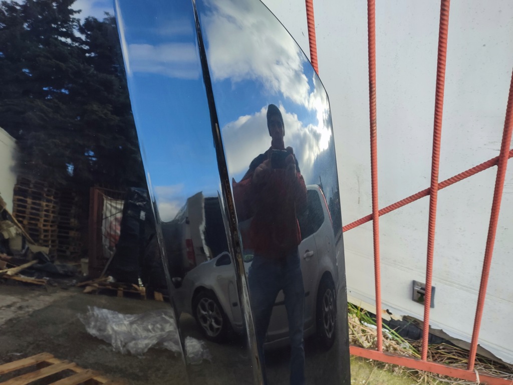 Капот крышка двигателя стальной audi a4 b9 б/у 1 Киев