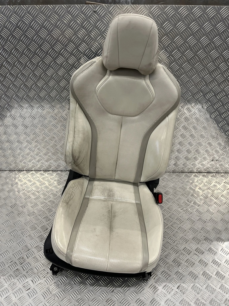 фото №1, Сиденье правый перед infiniti q60 cv37 16-