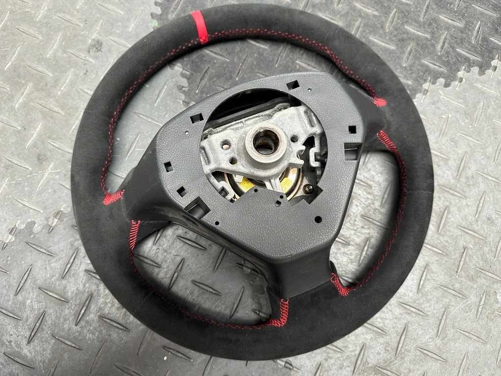 фото №9, Повітропровід subaru impreza wrx momo gd gc8 gg forester nowa alcantara sti