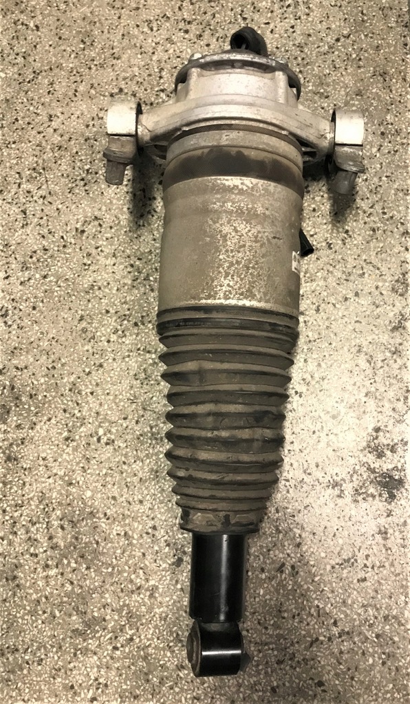 фото №1, Амортизатор задняя правый touareg 7p6616504j