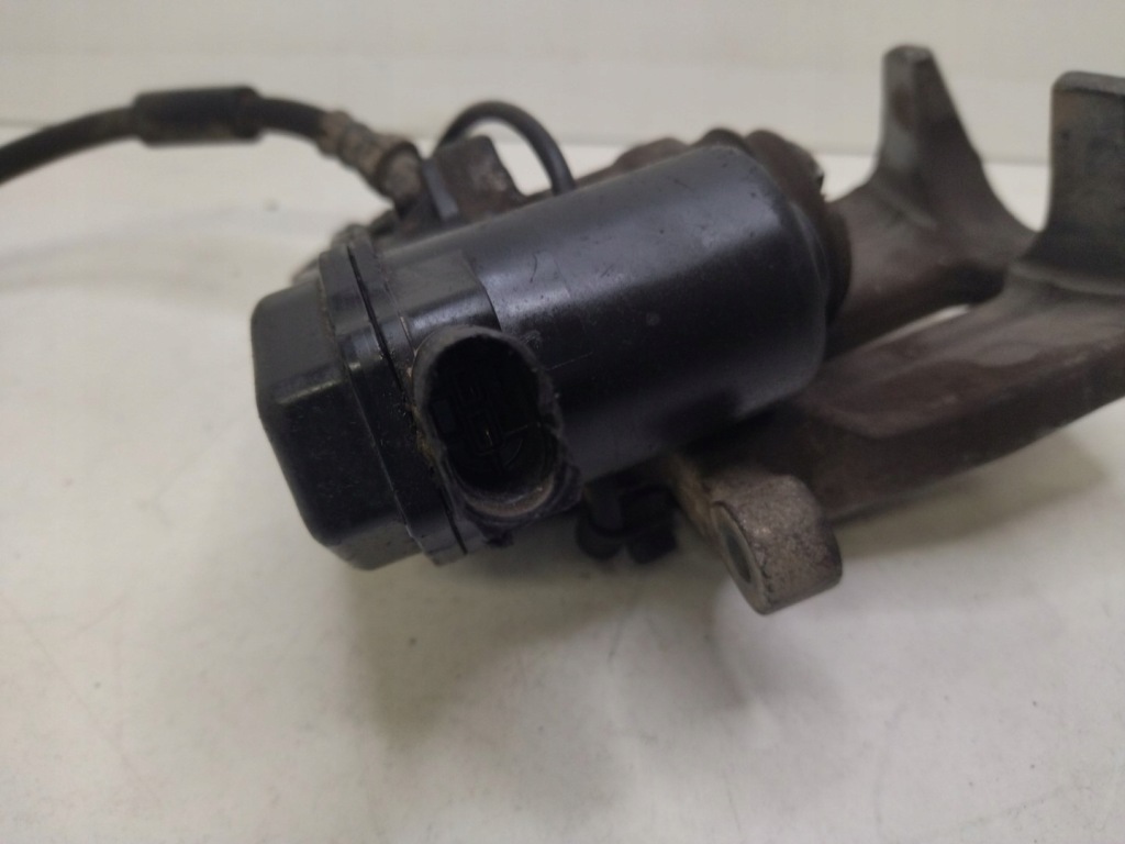 фото №6, Супорт гальмівний лівий задній задня лівий a8 d4