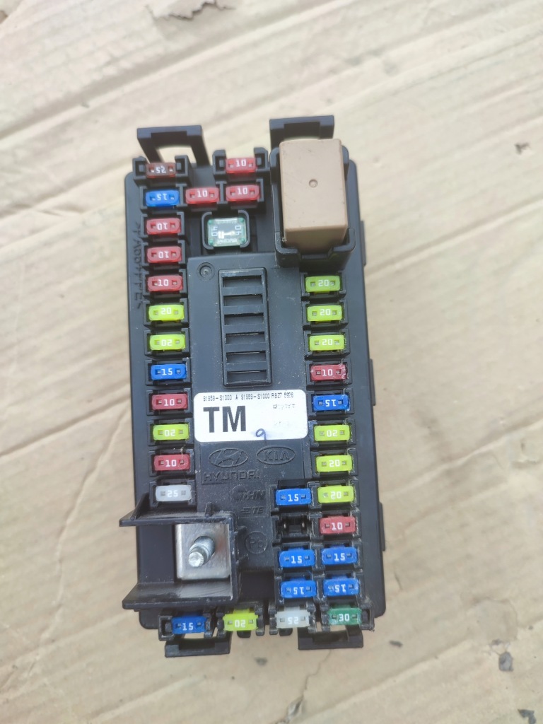 фото №1, Коробка предохранителей hyundai santa fe iv