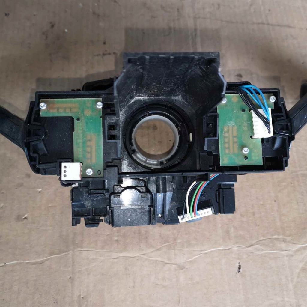 фото №4, Перемикач комбінований важіль volkswagen оригінальний номер 5q0953507gd