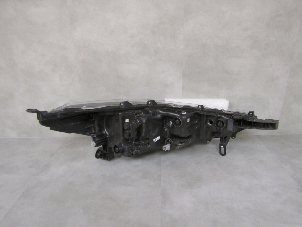 фото №2, Лампа перед toyota corolla cross led 20- lh