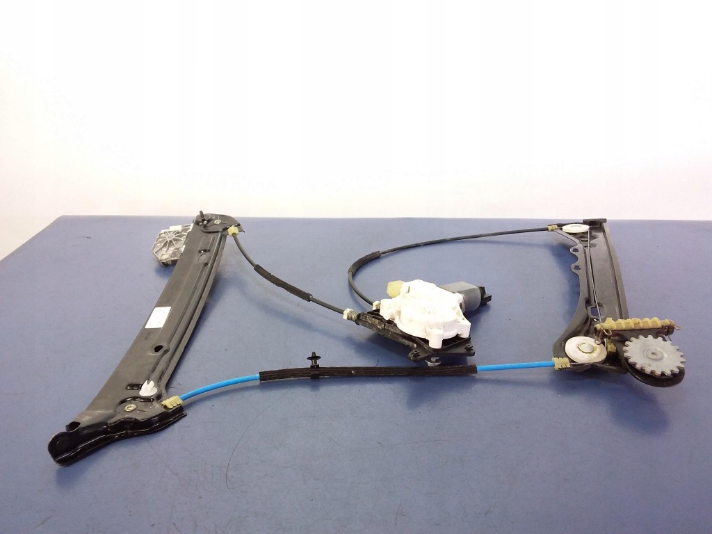 фото №1, Bmw 4 f36 подъемник стекло перед левый 7326327