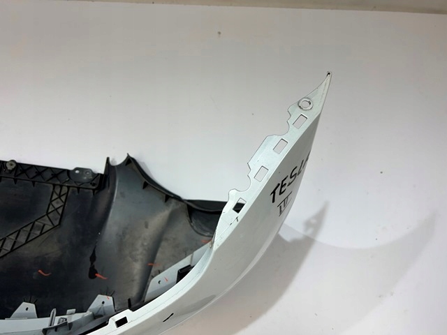 фото №8, Бампер перед передній tesla model iii 3