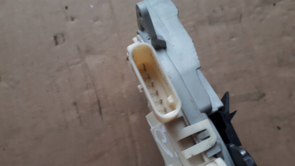 фото №7, S4 b8 lift a4 замок дверь правый задняя задний 6 pin a5