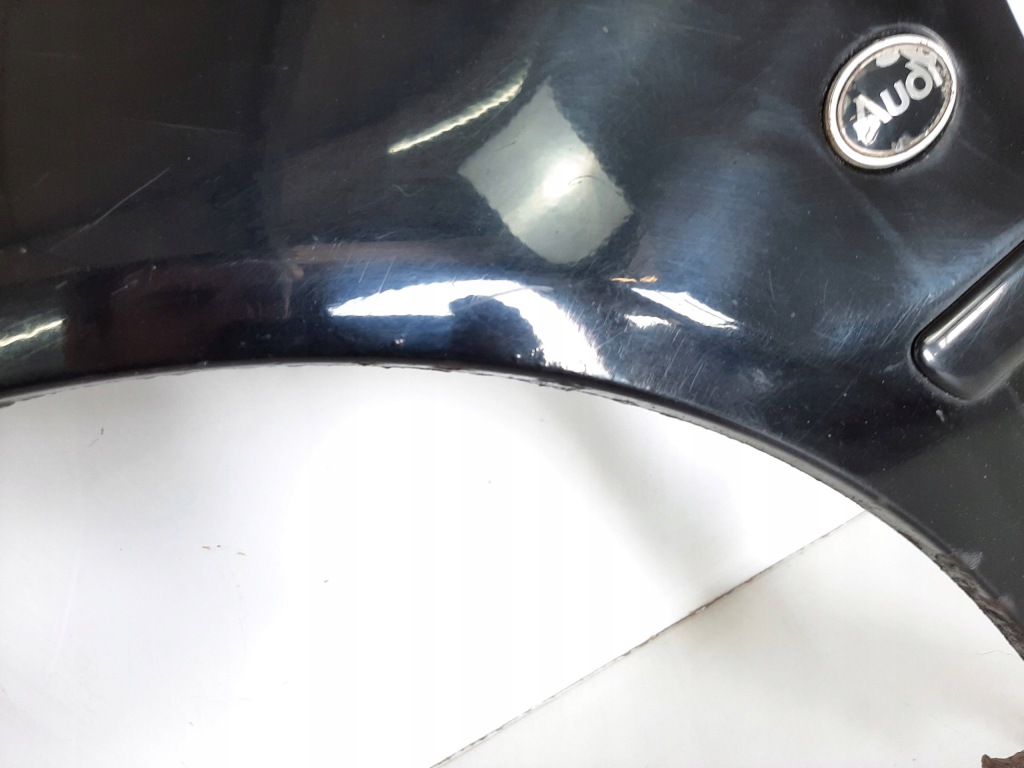 Купить Audi a4 b5 универсал 97r крыло  левое  перед kod ly9b