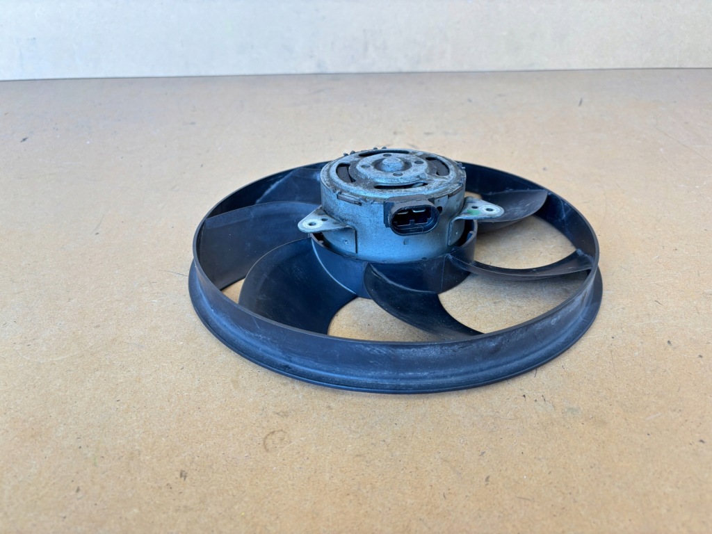 Вентилятор радиатора renault master 3 opel movano b 2 2 Оригинал