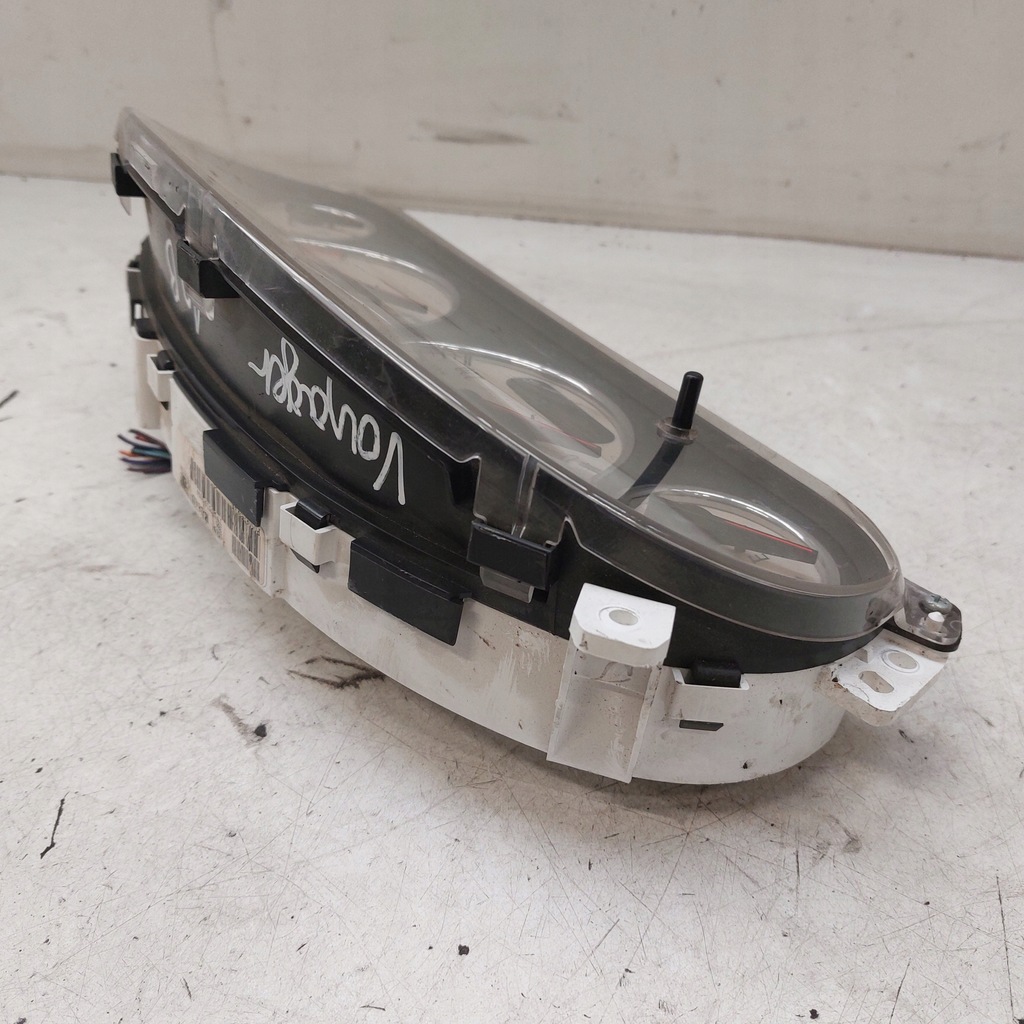 фото №8, Chrysler voyager iv 4 2,5crd счетчик приборы europa