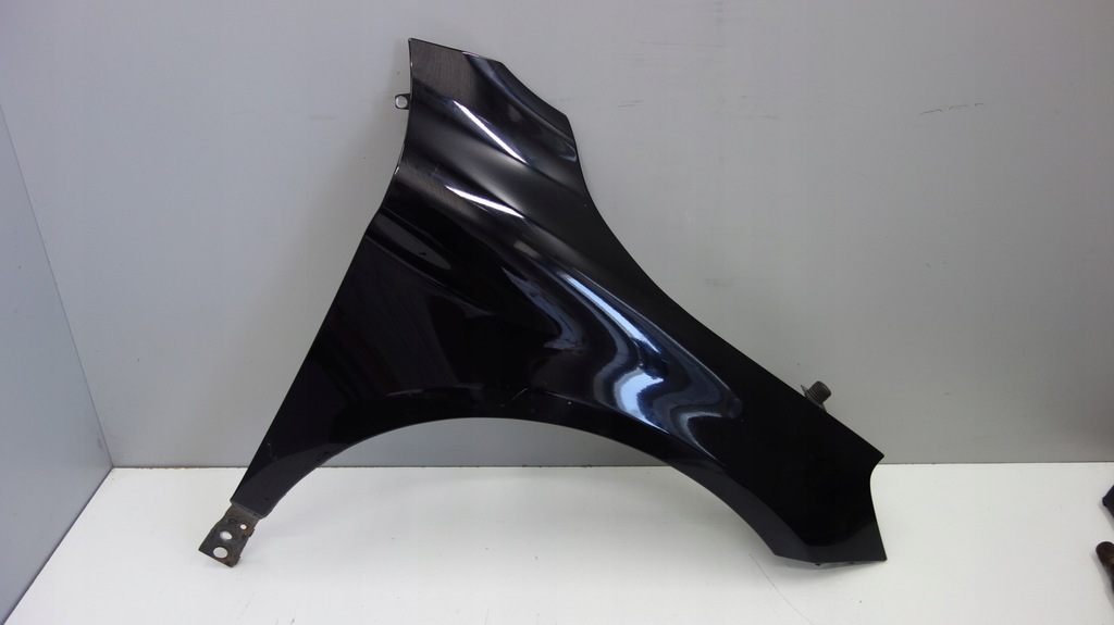 фото №1, Volvo xc60 i крыло правый передний przed lift 019