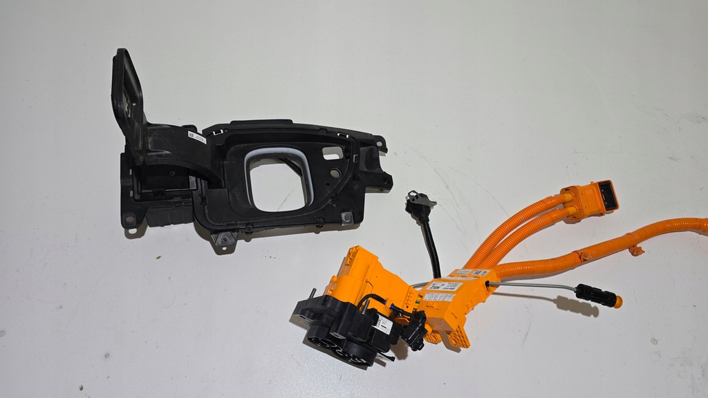 фото №9, Hyundai kona electric электрик разъём зарядки 91684-k4520