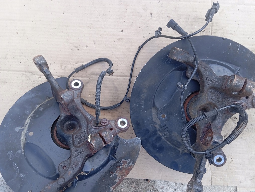 фото №13, Ford mustang v lift 13- 14 , 3.7 поворотный кулак перед передняя левая правая ступица