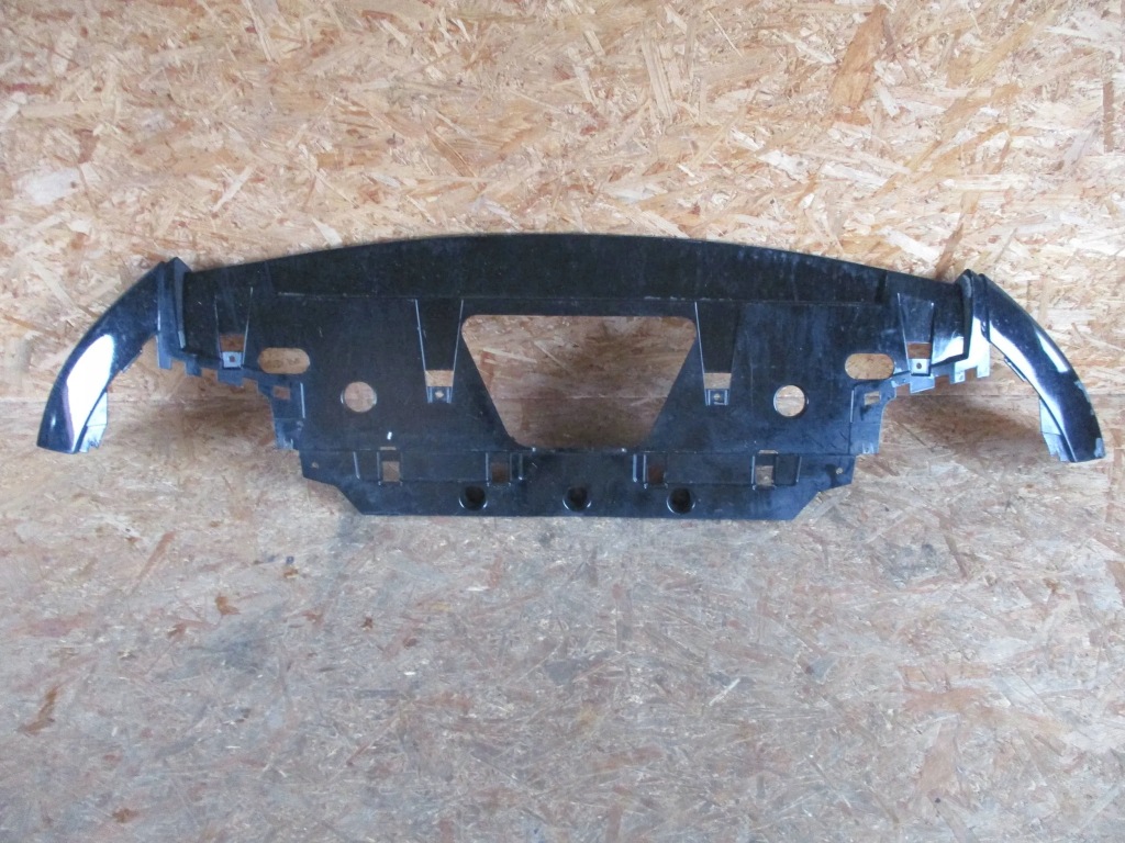 Накладка бампера передній range rover velar 17- Недорого