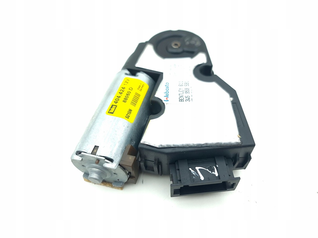 фото №5, Bentley flying spur 2006 моторчик люк