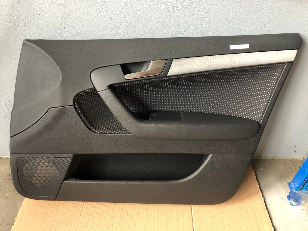 фото №8, Оббивка, обшивка двері правий перед audi a3 8p 5d