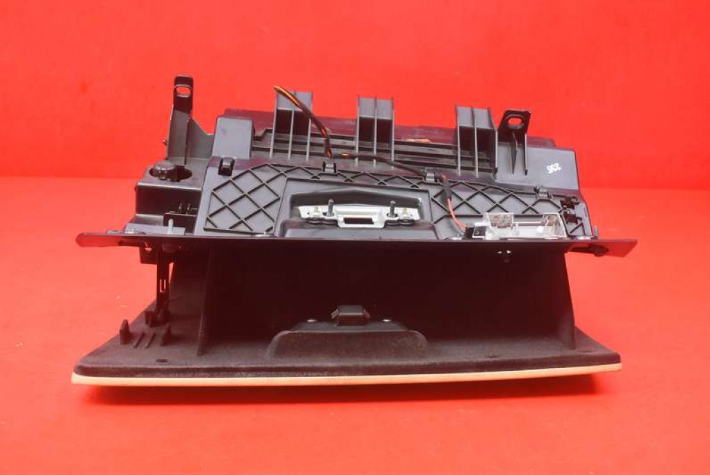 фото №7, Бардачок пасажира eu 7075477 bmw e90 e91 04-10