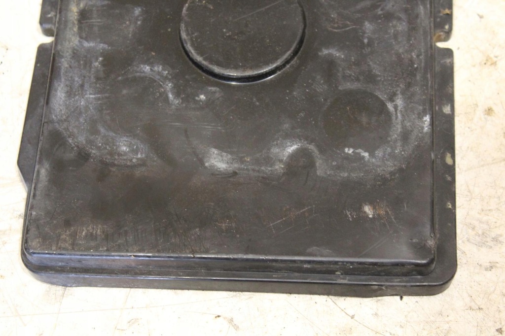 фото №8, Основание корпус аккумулятор subaru forester ii sg 2.5xt