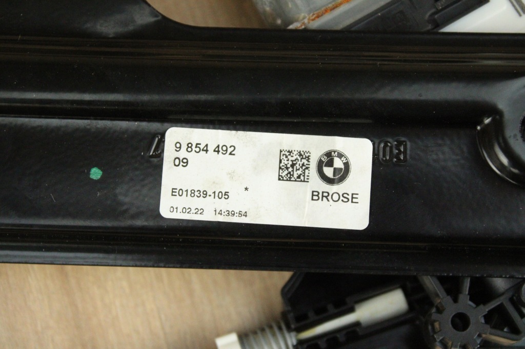 Оригінал  механізм підйомник моторчик скло правий перед bmw g26 9854492 17km! Оригінал