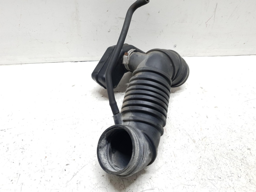 фото №4, Шланг wąż повітря mitsubishi space star 1.3