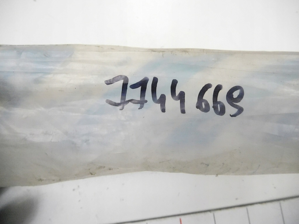 Półwałek правий механізму диференціала fiat uno оригінальний номер 7744669 Зі Шроту