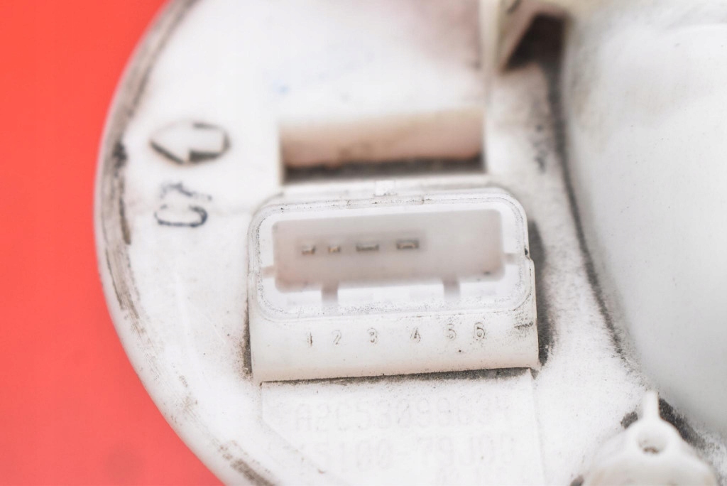 Насос помпа топлива fiat sedici 1.6 16v 120 km lift 09-12 с Разборки