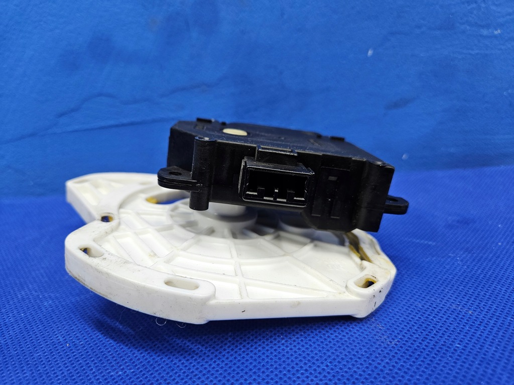 фото №8, Моторчик отопителя denso 9r11b mitsubishi i-miev c-zero peugeot ion