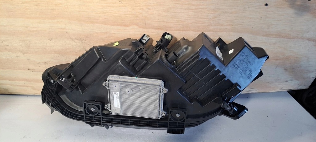 фото №2, Лампа перед правая texla x 1034319