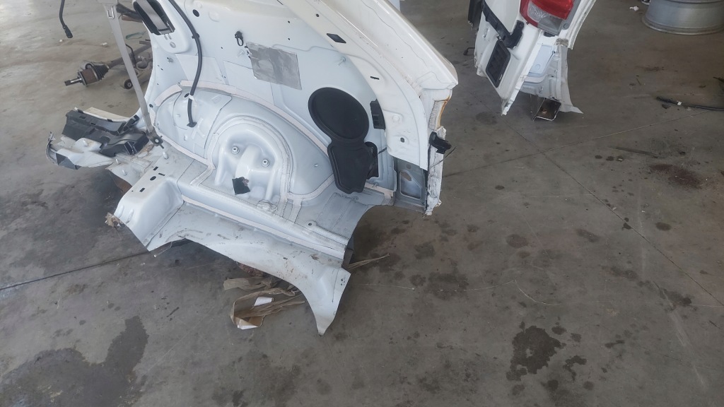 фото №4, Grand cherokee wk2 11-20r крыло правый задняя четверть