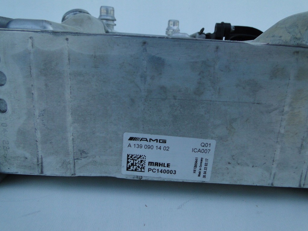 фото №9, Mercedes интеркулер комплект a1390909501 a1390901402 sl 232 43 amg