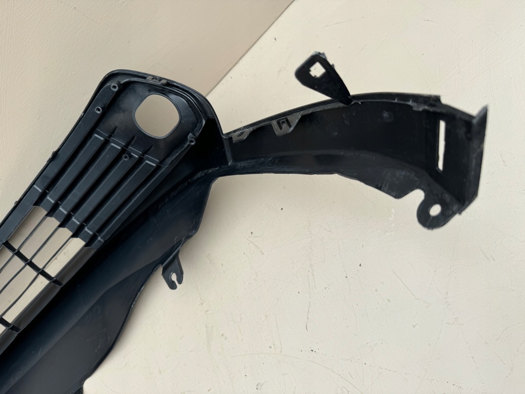 фото №13, Toyota yaris cross 20r- спойлер накладка бампера перед передняя