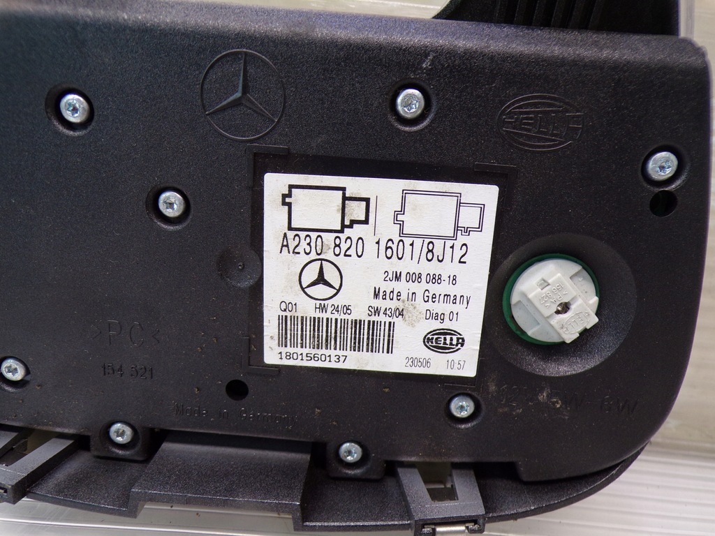 фото №2, Лампа потолочный mercedes sl r 230 2308201601