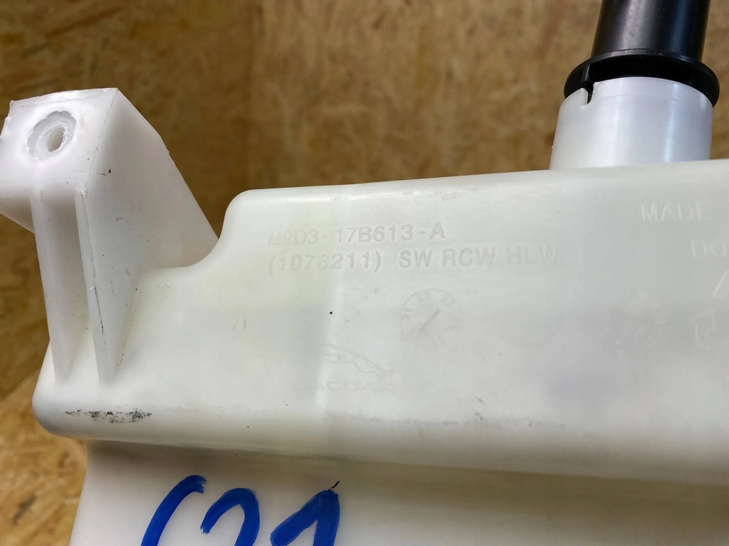 фото №9, Бак рідина омивача помпа jaguar i-pace m9d3-17b613-a 2018-