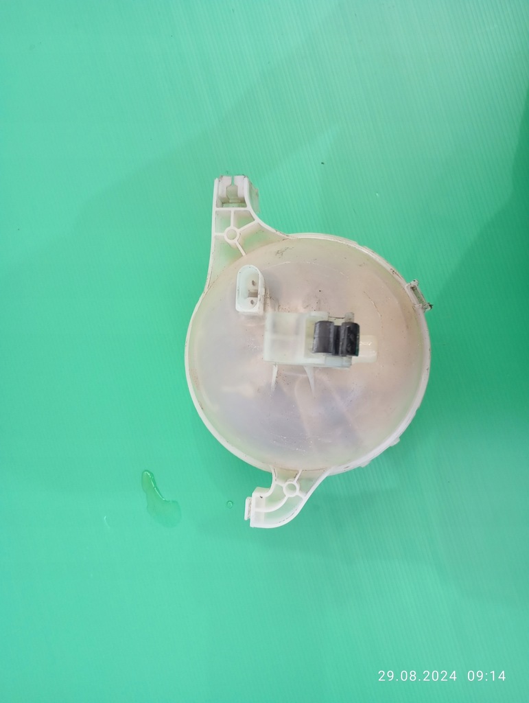 фото №7, Бак розширювальний бачок bmw 5 g30 g31 8610654